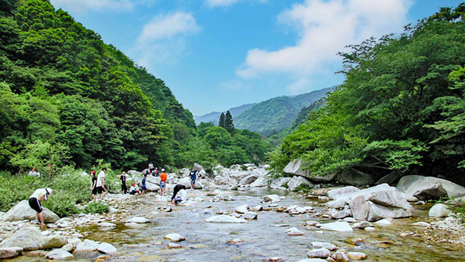 川遊び